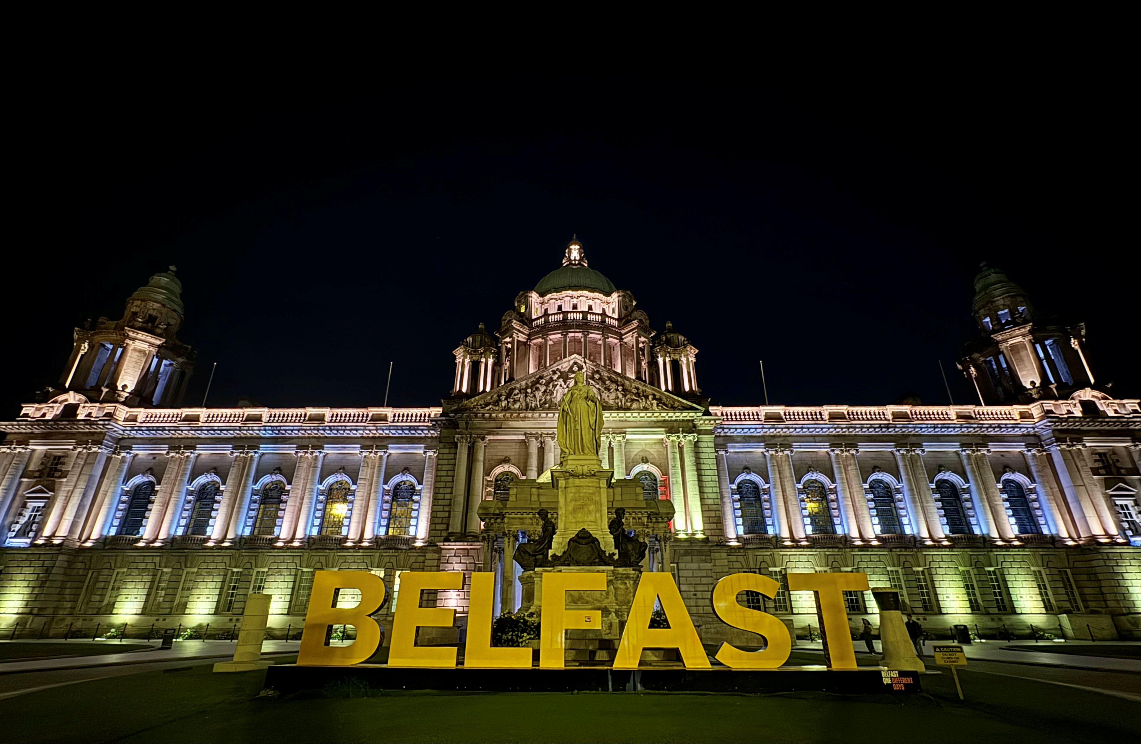 Image of City Hall in Belfast