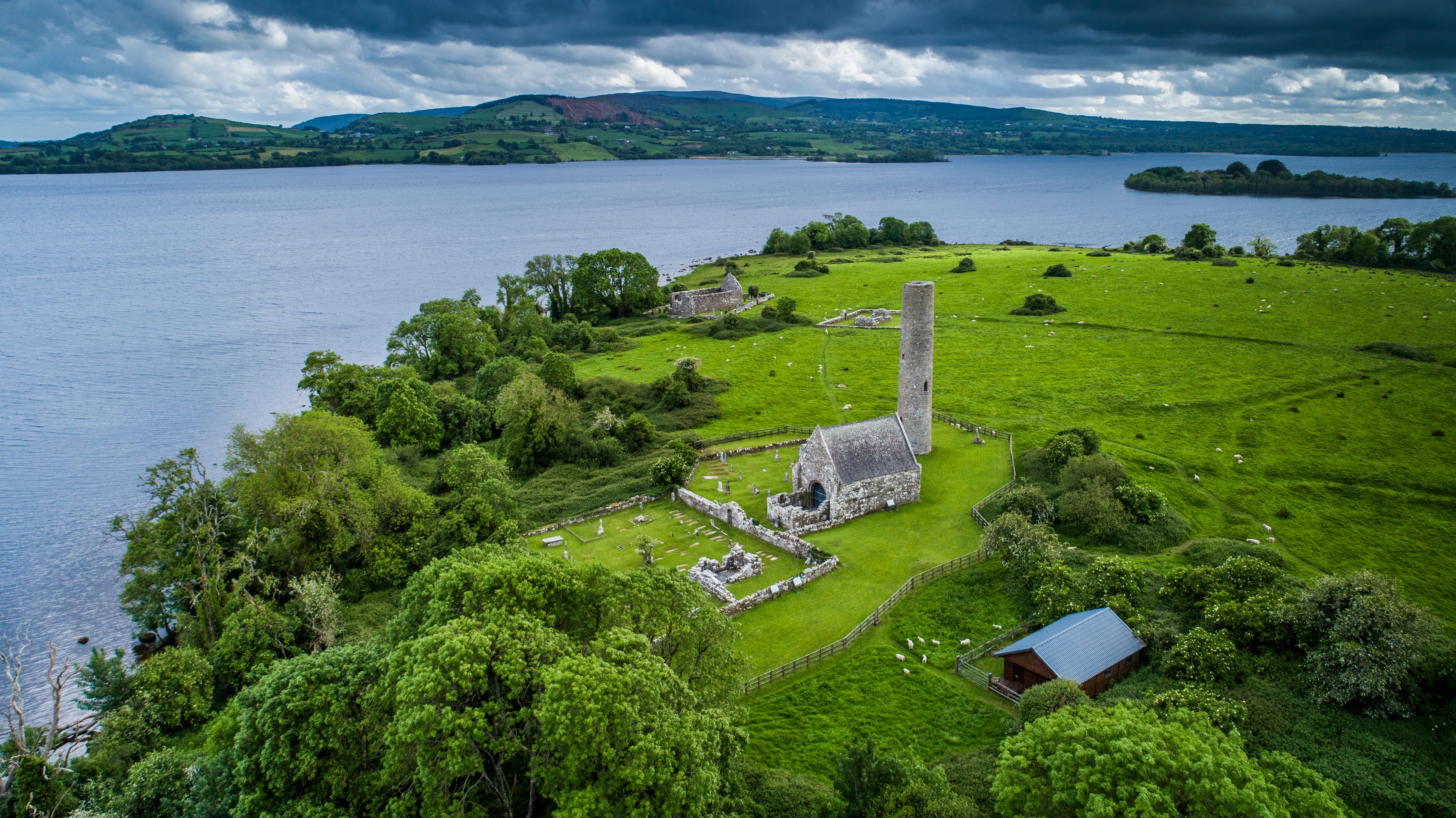 Inis Cealtra, Holy Island, Lough Derg, comté de Clare