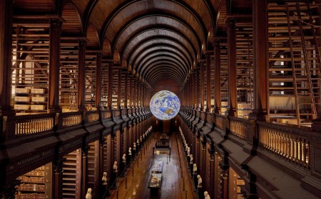 die Bibliothek des Trinity College in Dublin