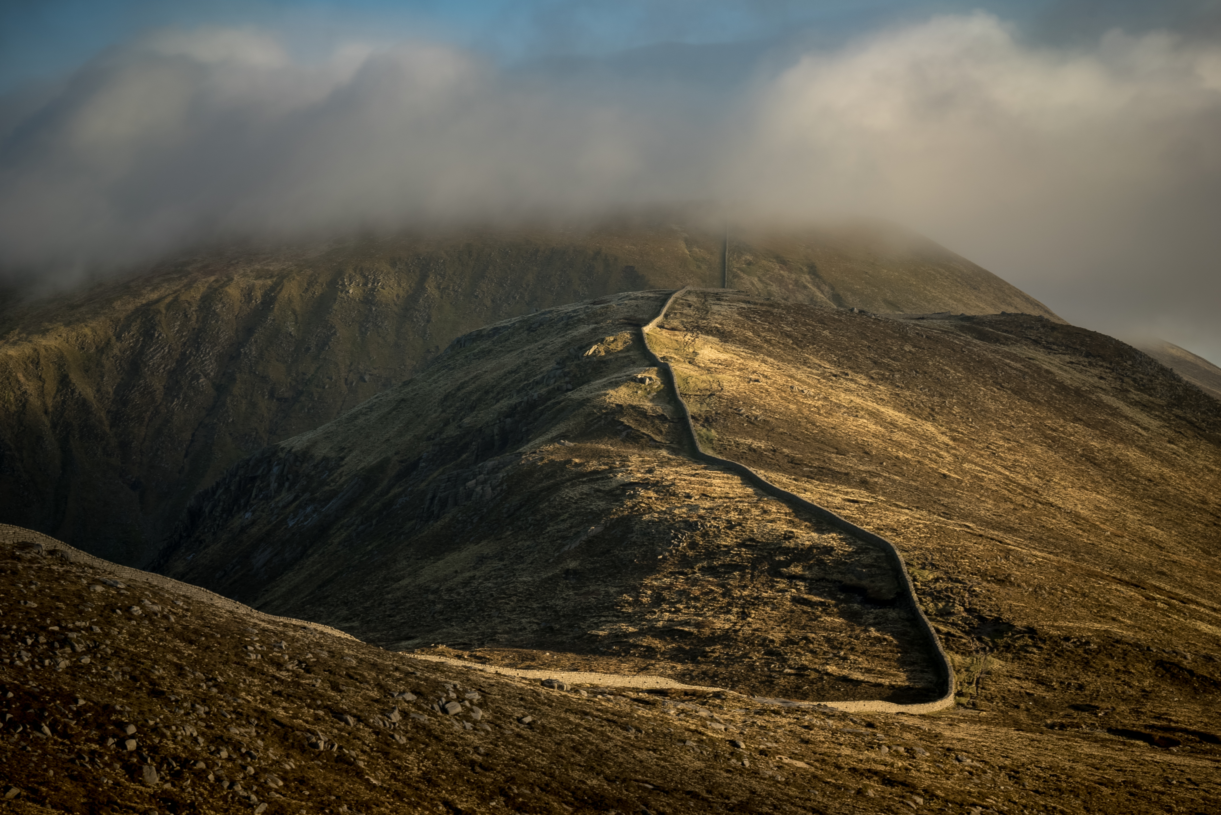 Mourne Wall, Mournes, condado de Down ©Turismo de Irlanda