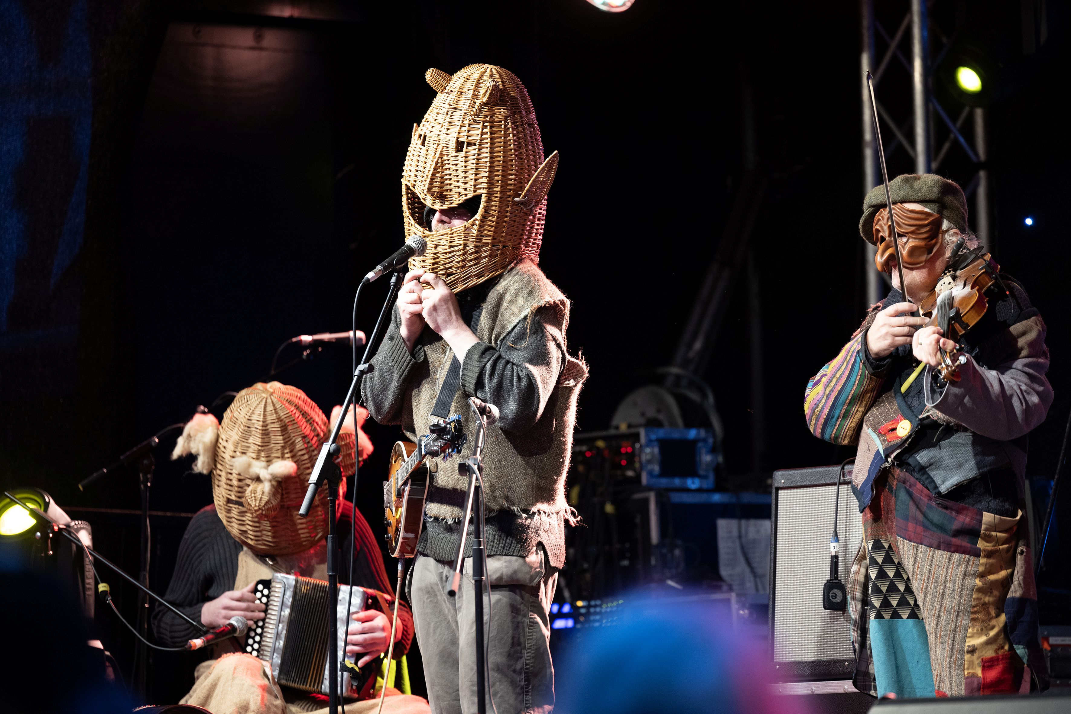 Musik und Masken zu Halloween in Derry