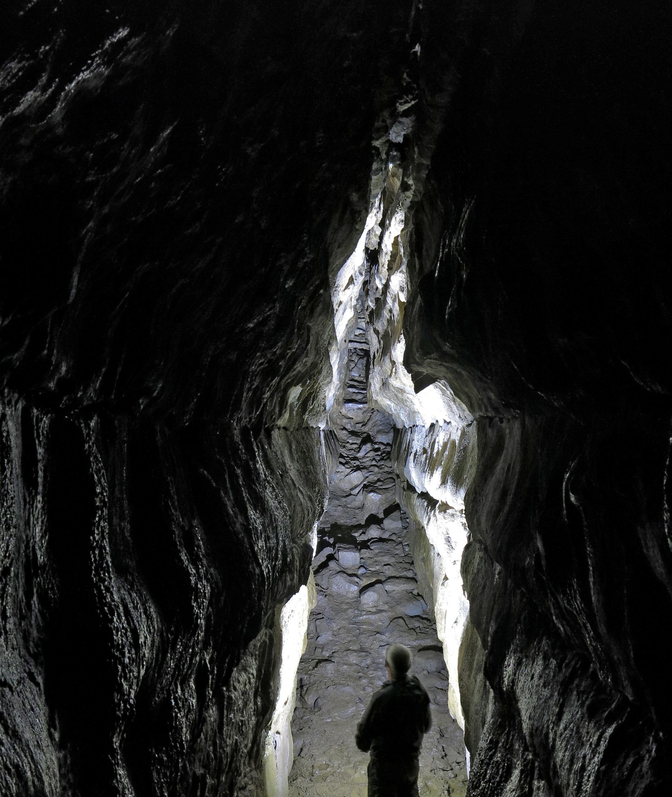 Oweynagat, Rathcroghan, Co. Roscommon