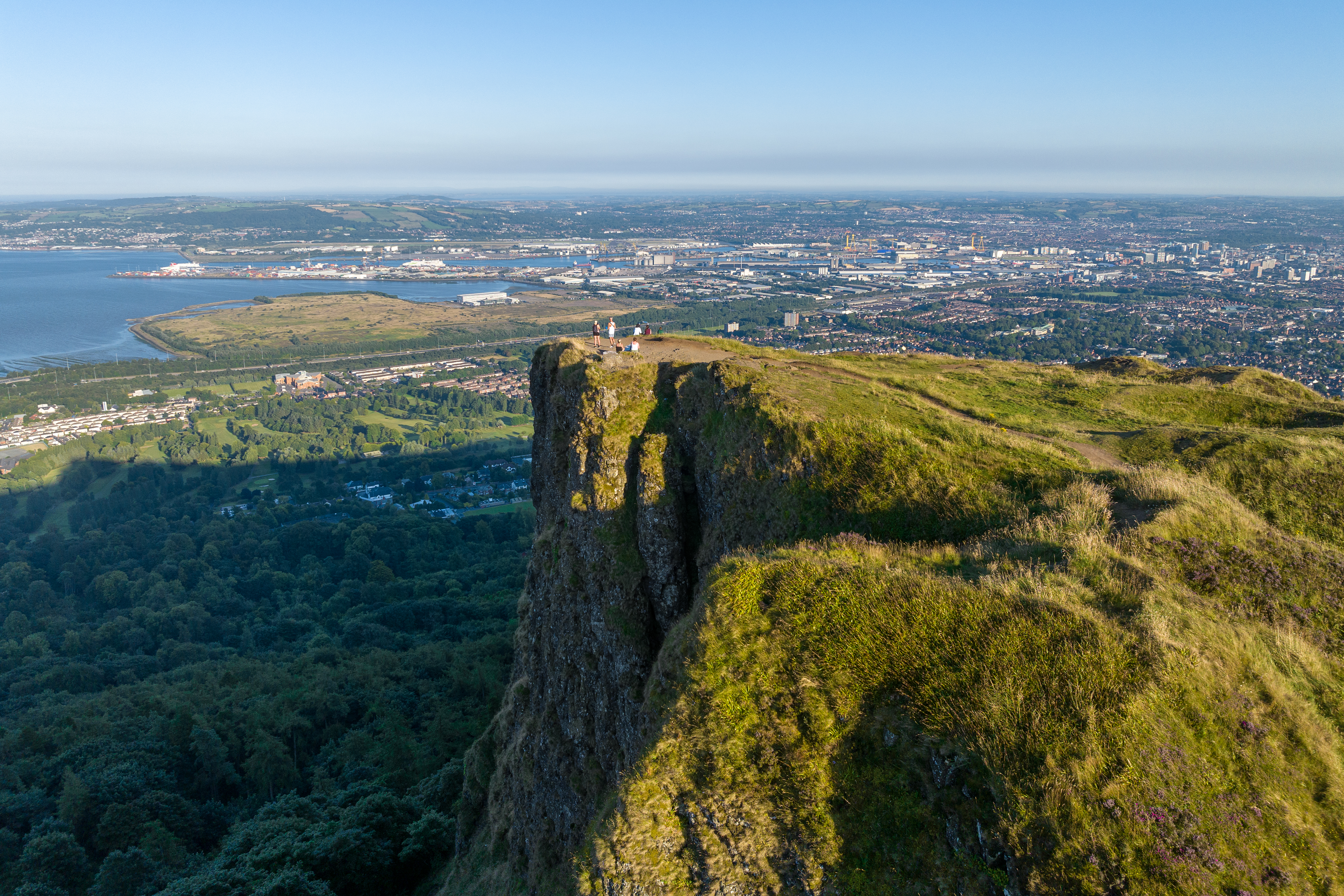 Top of Cavehill_7_Belfast ©Tourism Ireland Colina de Cavehill