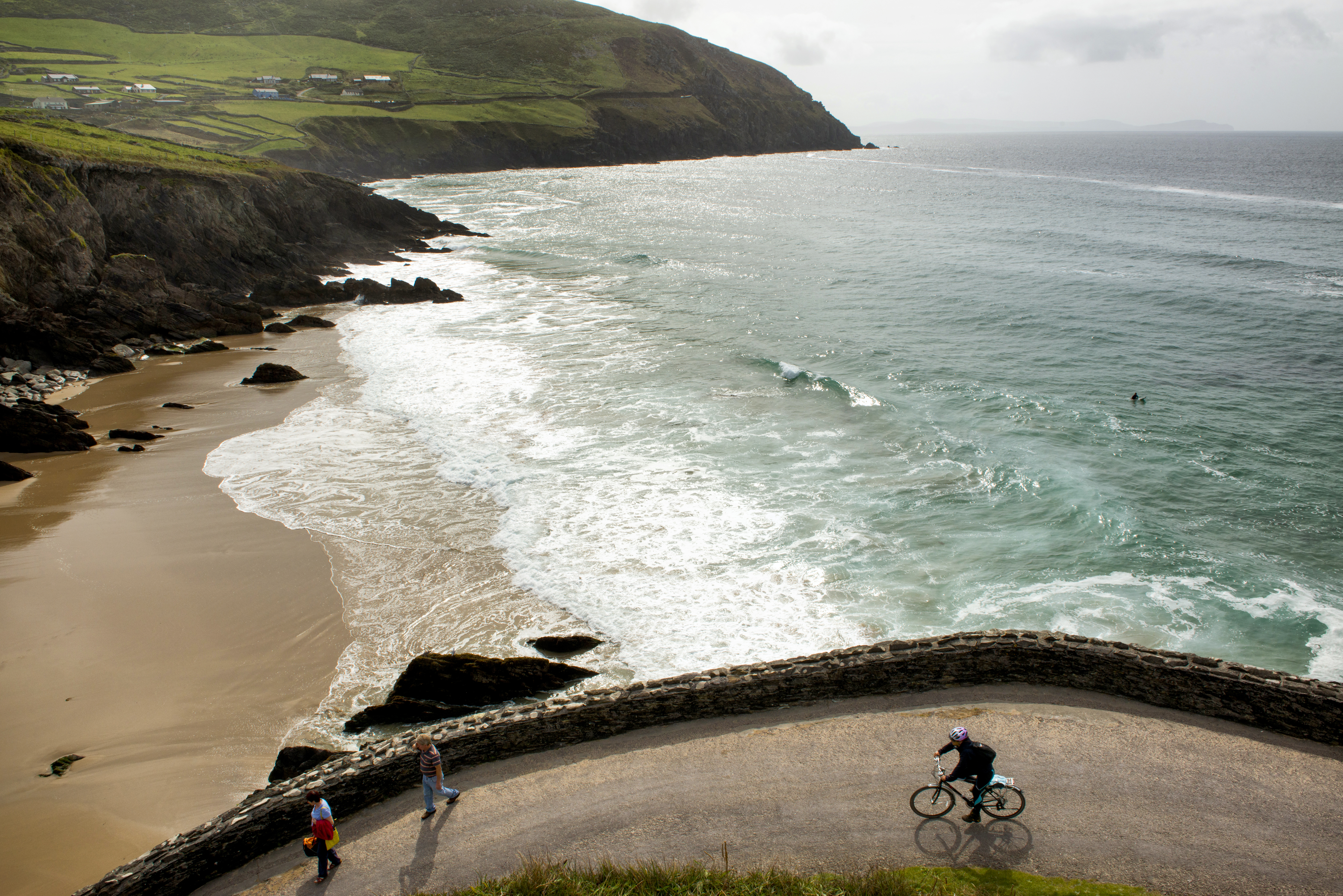 coumeenoole beach slea head coumeenoole beach slea head
